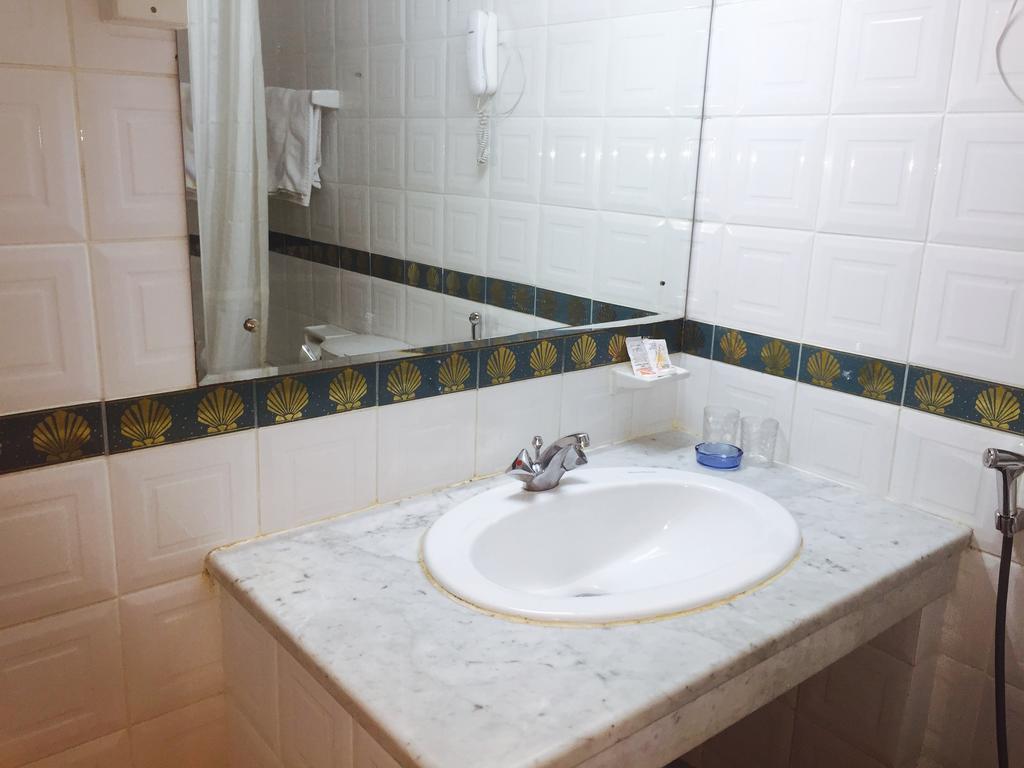 Gold Plaza Guest House Dubaï Chambre photo